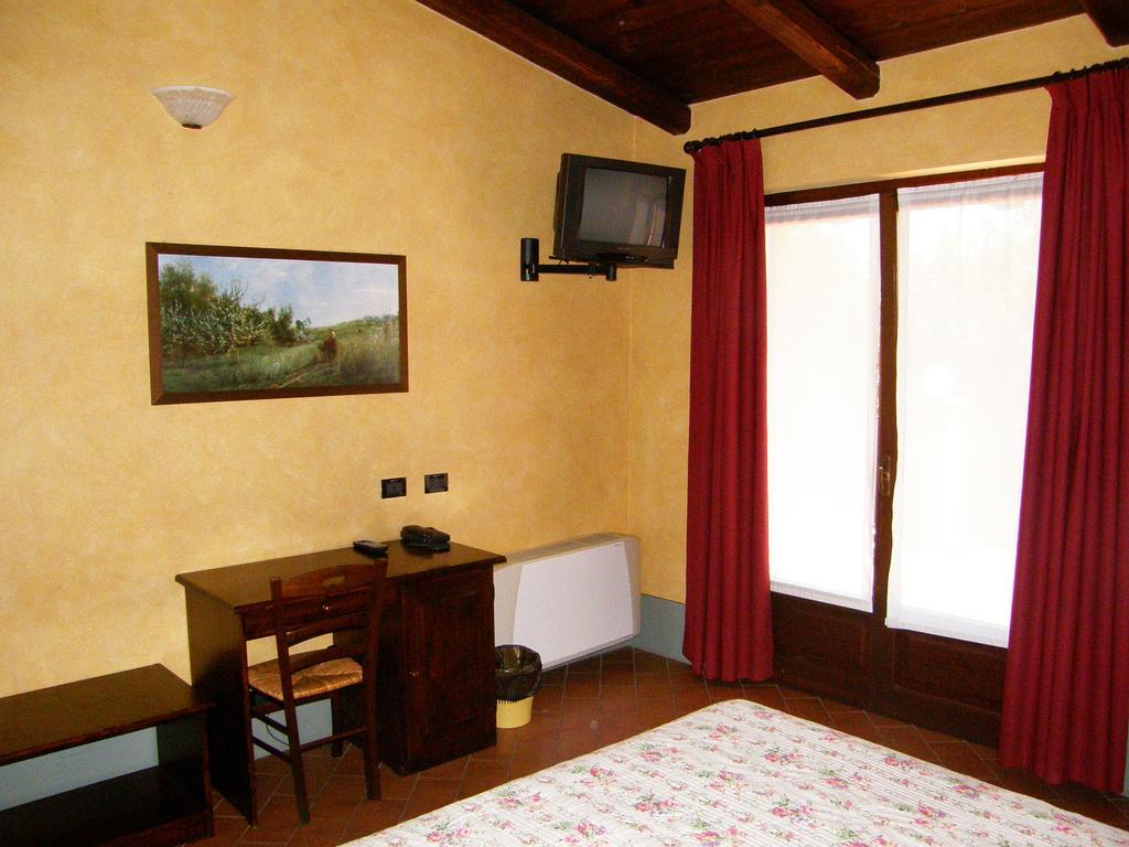 Agriturismo Greppi Crescentino Habitación foto